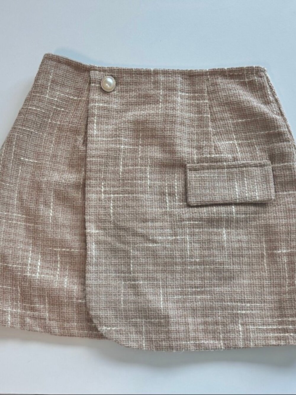 Beige Tweed Mini Skirt Pearl Button Patch Pocket US 4